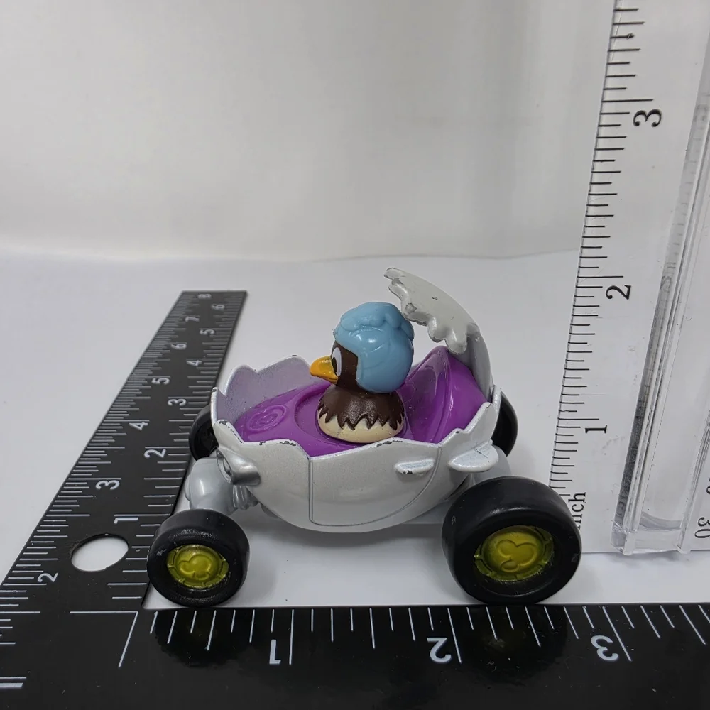 Fisher-Price Disney Junior Mickey & the Roadster Racers Clara Cluck's Coupe